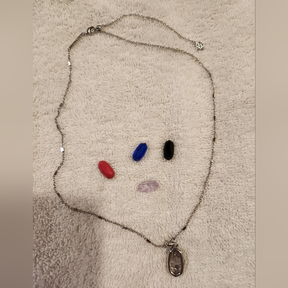 Kendra Scott Ellie Changeable Locket. NWOT